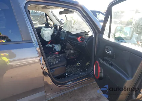 2020 Jeep Renegade Trailhawk 4X4 z USA, uszkodzony, nr VIN ZACNJBC1XLPM05555